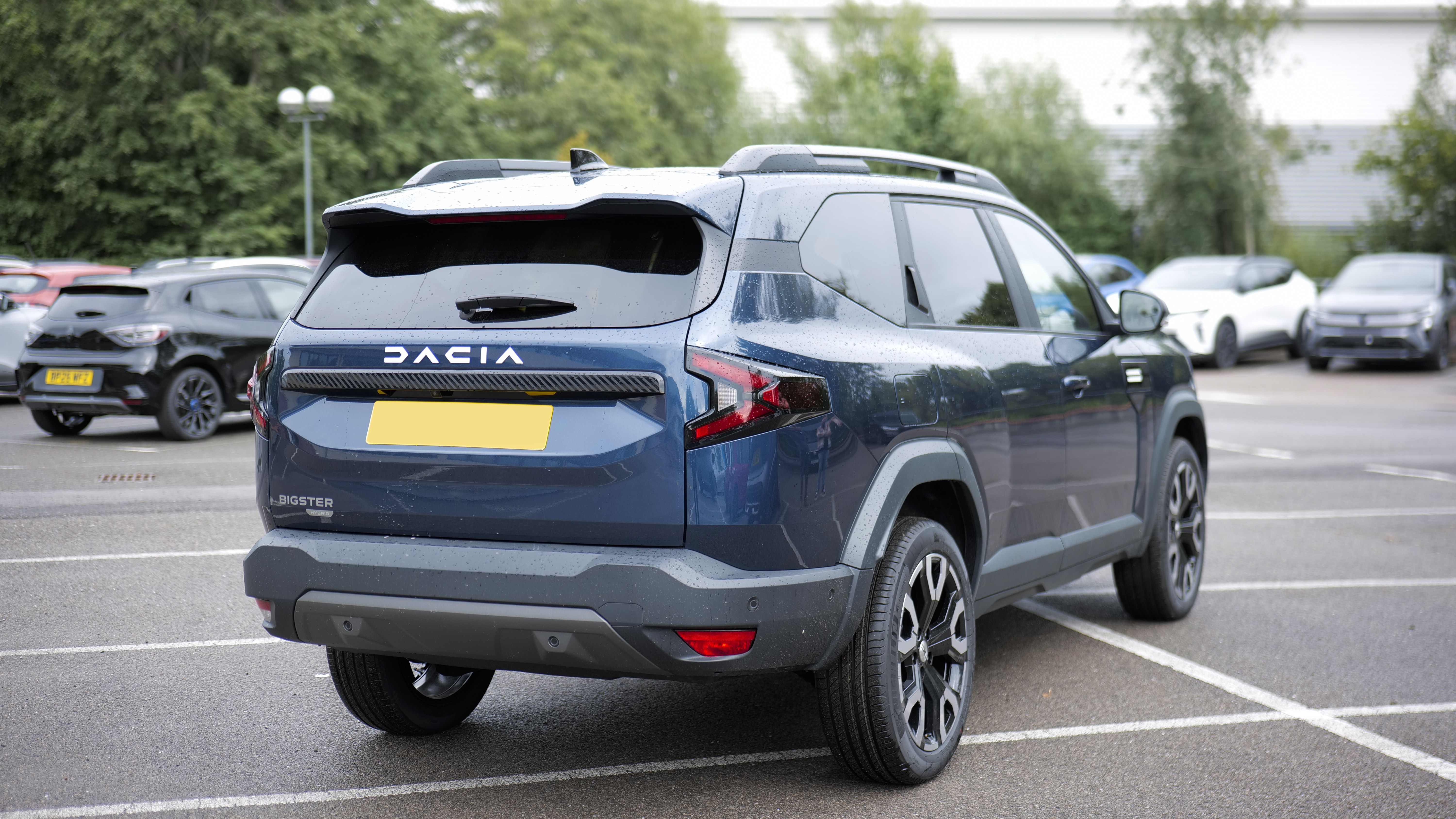 DACIA BIGSTER ESTATE 1.8 Hybrid 155 Expression 5dr Auto